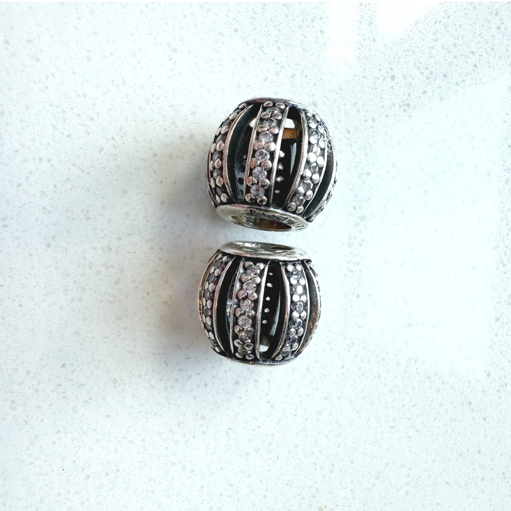 Set of 2 Retired Pandora Leading Lady Barrel‎ Charm Cubic Zirconia - Picture 4 of 7